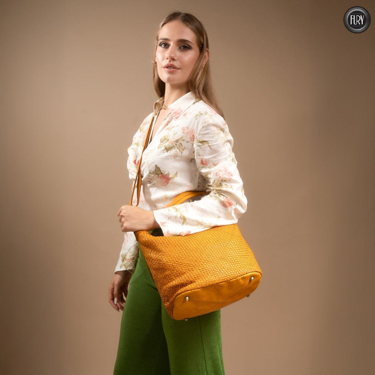 Borsa Linda in pelle intrecciata