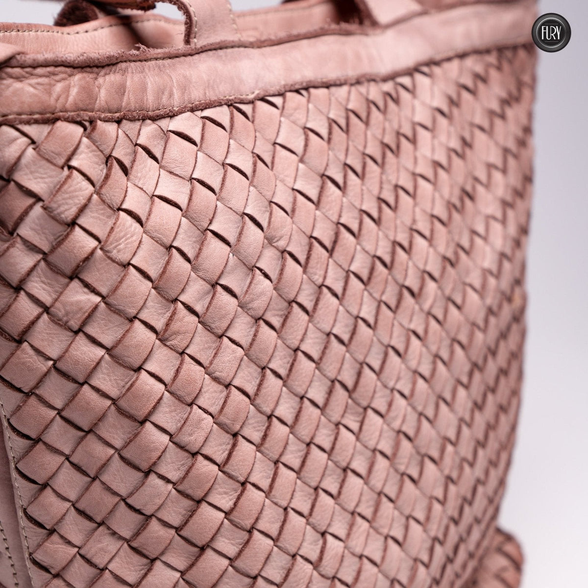 Borsa Virginia in pelle intrecciata