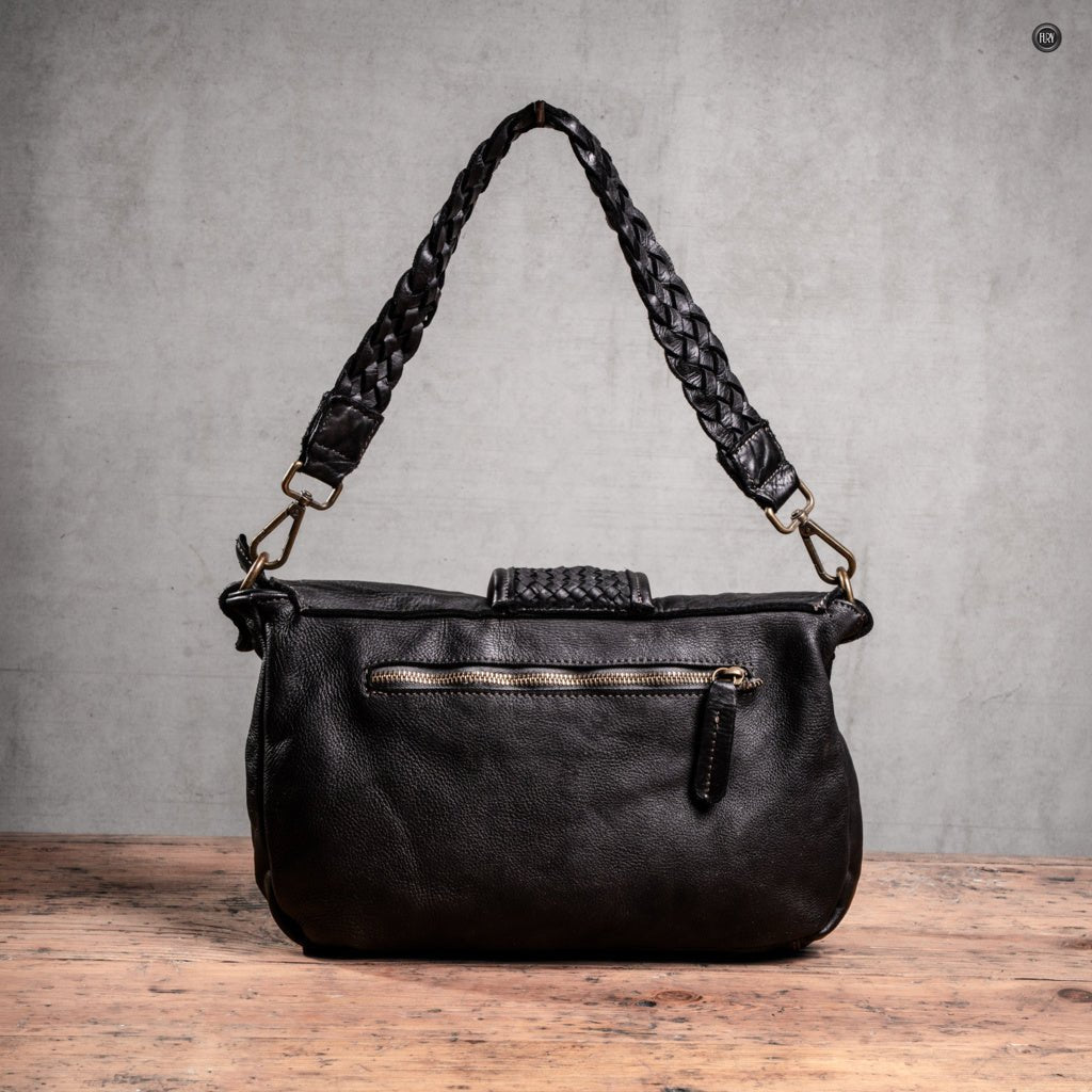 Borsetta Antea in pelle intrecciata