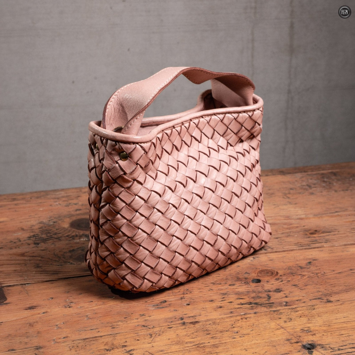 Borsetta Sibilla in pelle intrecciata