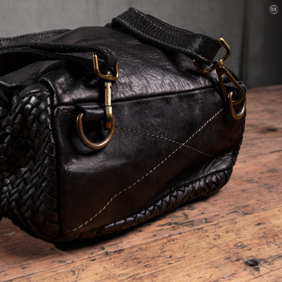 Zainetto Volterra reversibile in pelle intrecciata