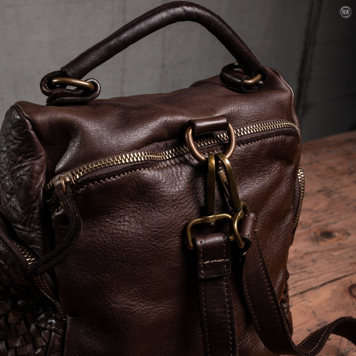 Zainetto Volterra reversibile in pelle intrecciata
