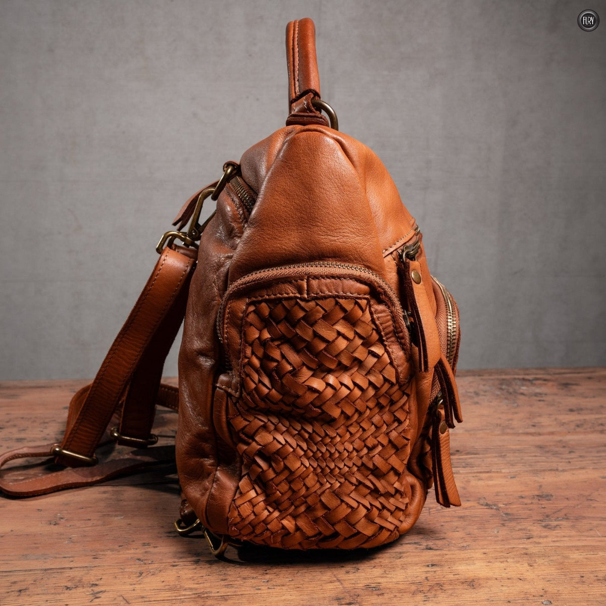 Zainetto Volterra reversibile in pelle intrecciata