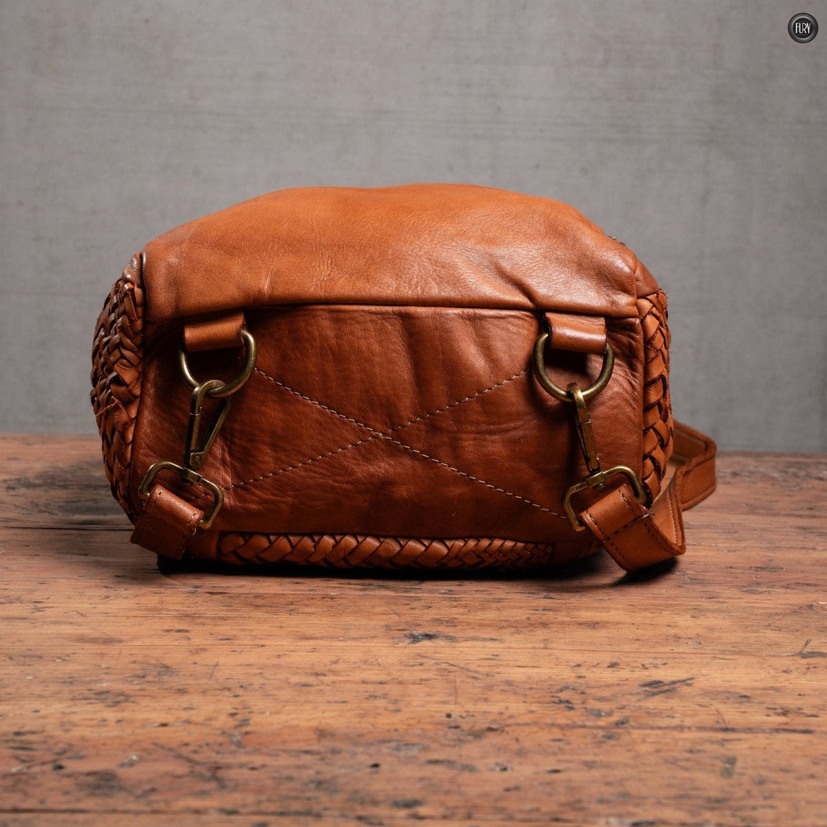 Zainetto Volterra reversibile in pelle intrecciata